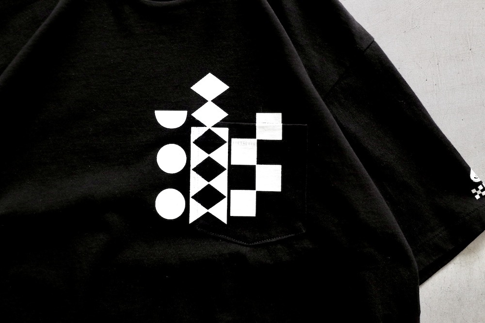 Engineered Garments (���󥸥˥����ɥ�������) "Printed Cross Crew Neck T-shirt -Multi Pattern-"