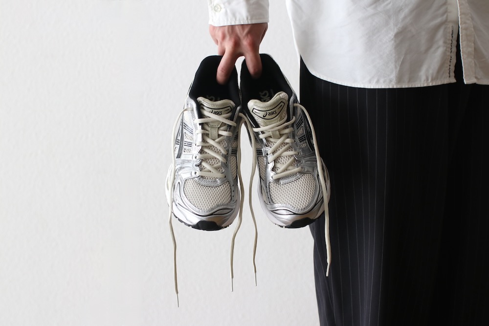 ASICS (å) "GEL-KAYANO 14 -Birch/Pure Silver-"