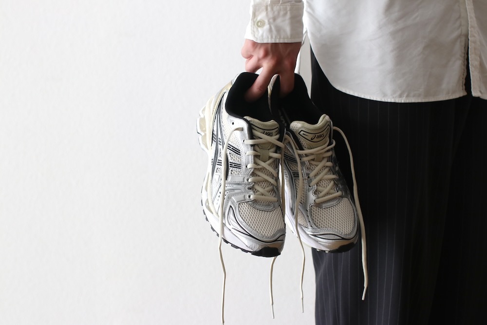 ASICS (å) "GEL-KAYANO 14 -Birch/Pure Silver-"