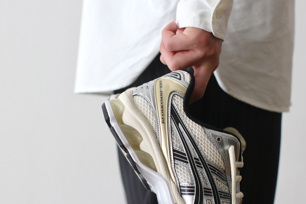 ASICS (å) "GEL-KAYANO 14 -Birch/Pure Silver-"