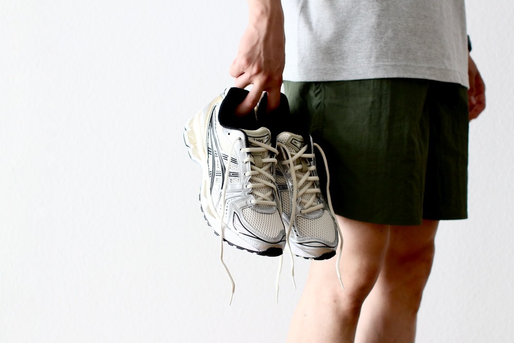 ASICS (å) "GEL-KAYANO 14 -Birch/Pure Silver-"