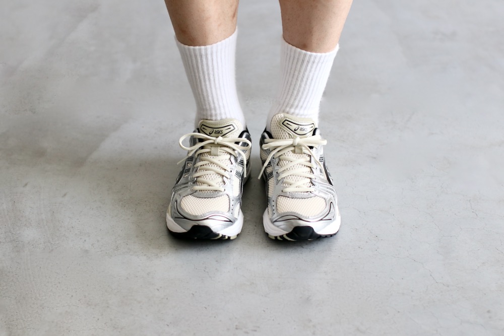 ASICS (å) "GEL-KAYANO 14 -Birch/Pure Silver-"