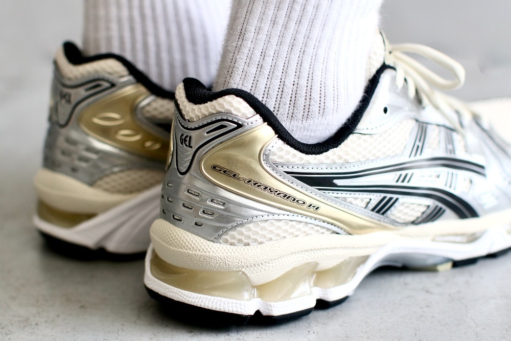 ASICS (å) "GEL-KAYANO 14 -Birch/Pure Silver-"