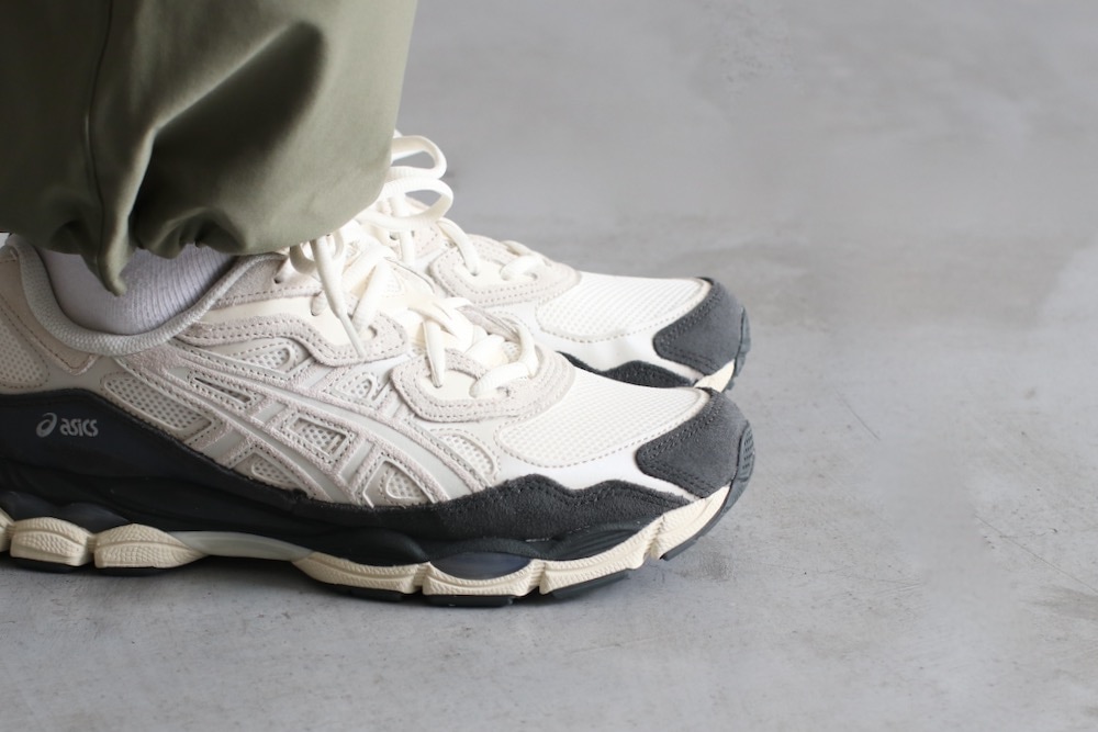 靴 ASICS GEL-NYC WHITE/SMOKE GREY GEL-NYC | Unisex | White/Smoke Grey | Sportstyle Shoes