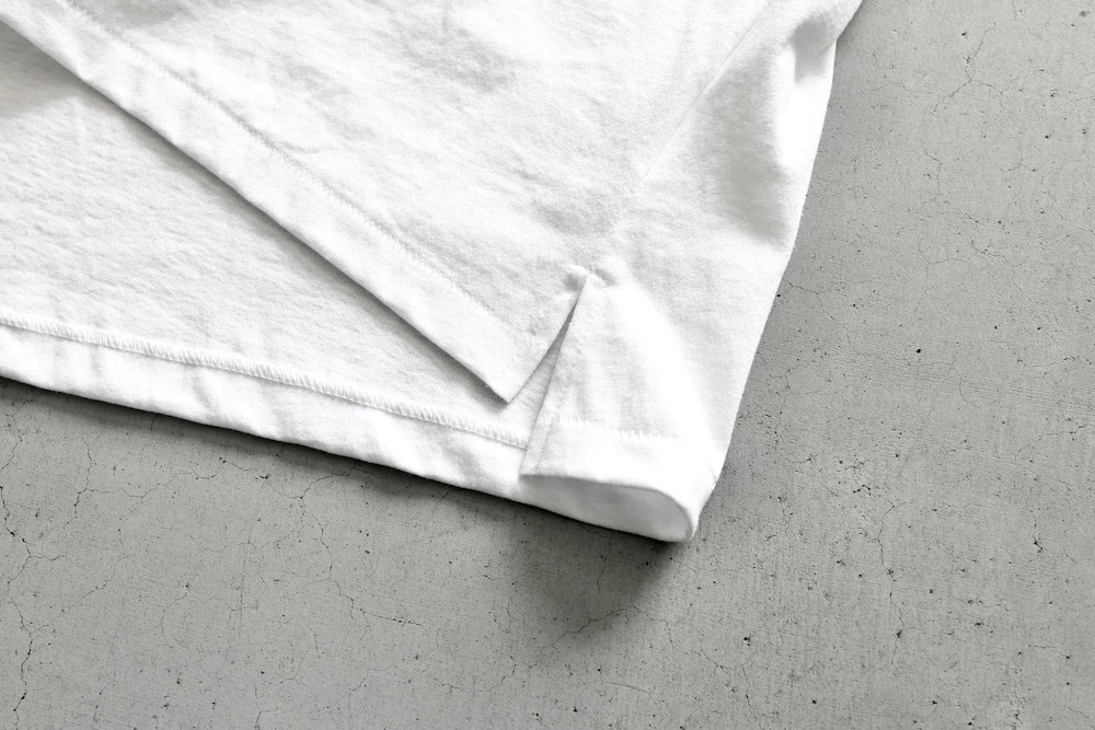 Engineered Garments (���󥸥˥����ɥ�������) "Printed Cross Crew Neck T-shirt -This Are-"