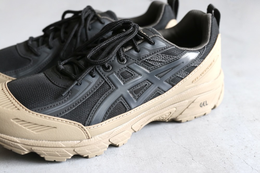 ASICS (�����å���) "GEL-VENTURE 6 SHIELD Black/Pepper"