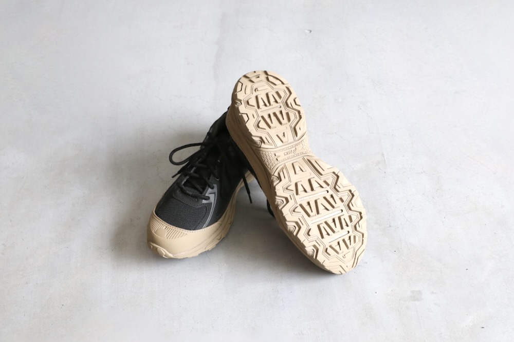 ASICS (�����å���) "GEL-VENTURE 6 SHIELD Black/Pepper"