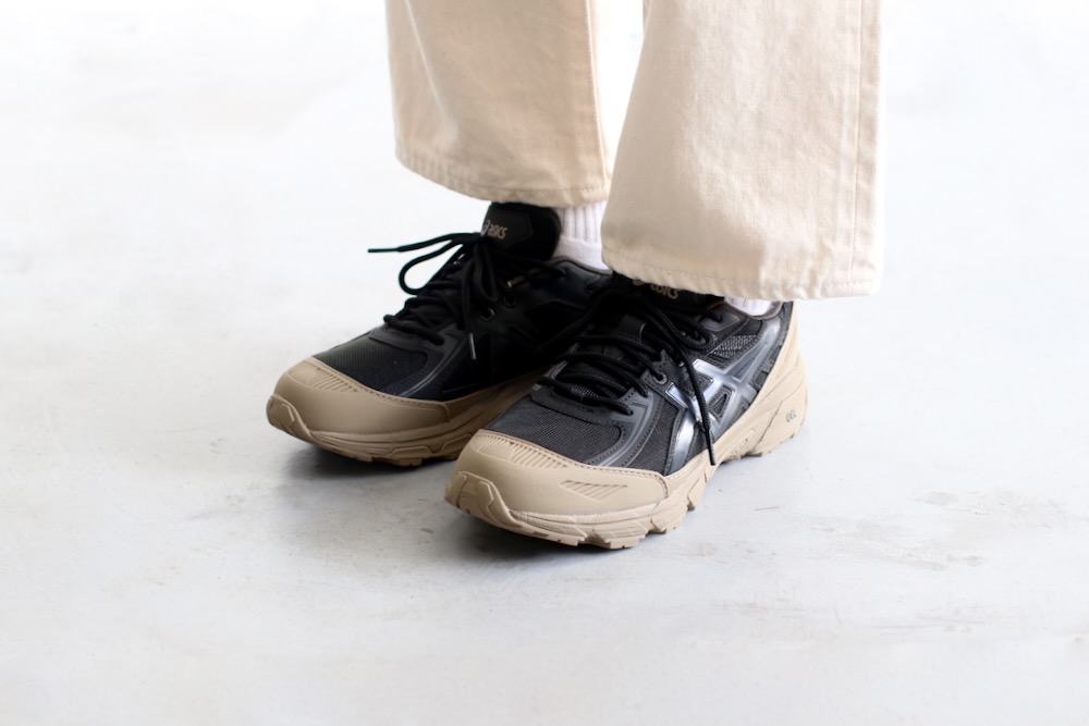 ASICS (アシックス) 