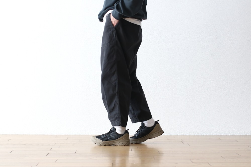 ASICS (�����å���) "GEL-VENTURE 6 SHIELD Black/Pepper"