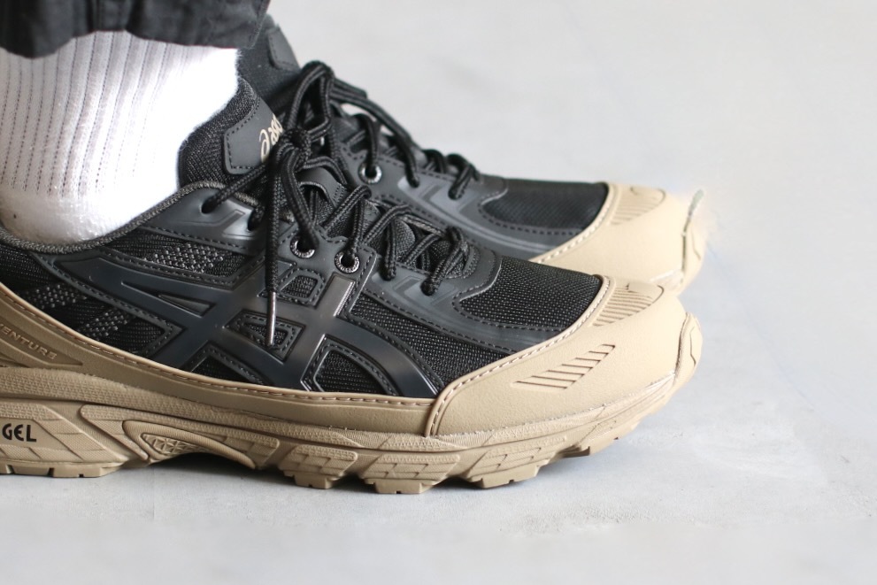 ASICS (�����å���) "GEL-VENTURE 6 SHIELD Black/Pepper"