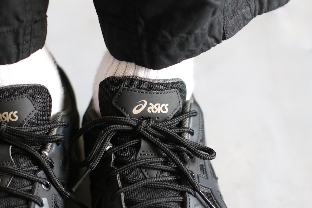 ASICS (アシックス) 