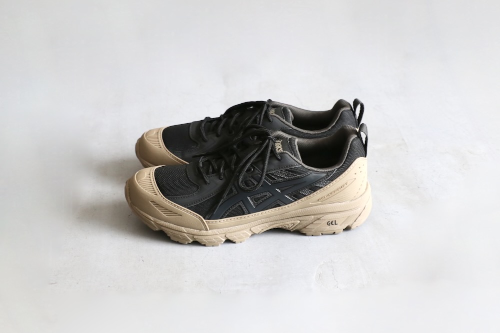 ASICS (アシックス) 