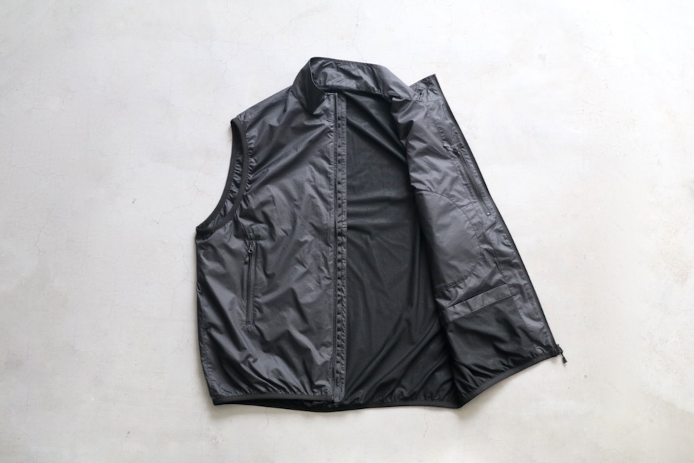 DAIWA PIER39( ԥƥʥ) "TECH REVERSIBLE WIND SHIELD VEST"