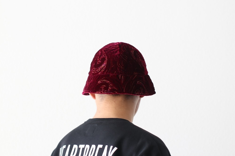 unisexHenderScheme()"velvet quilt bucket hat"