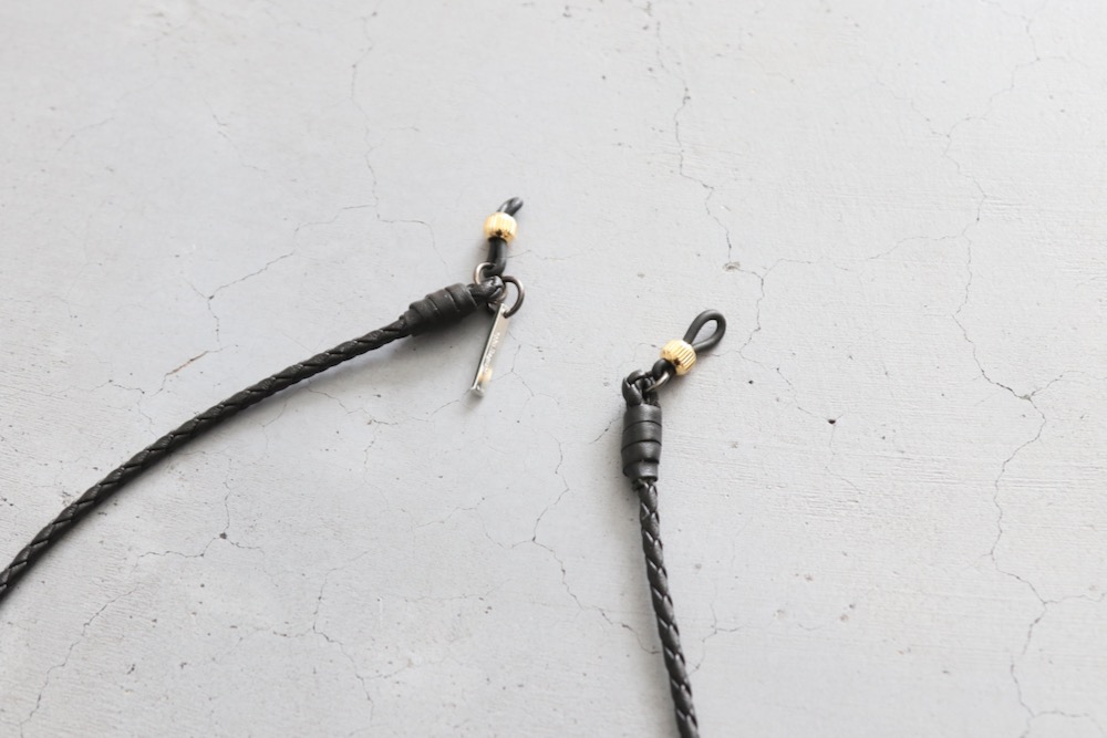 ں١nobu Ikeguchi (Υ ) "GLASS CORD NO.452 -leather-"