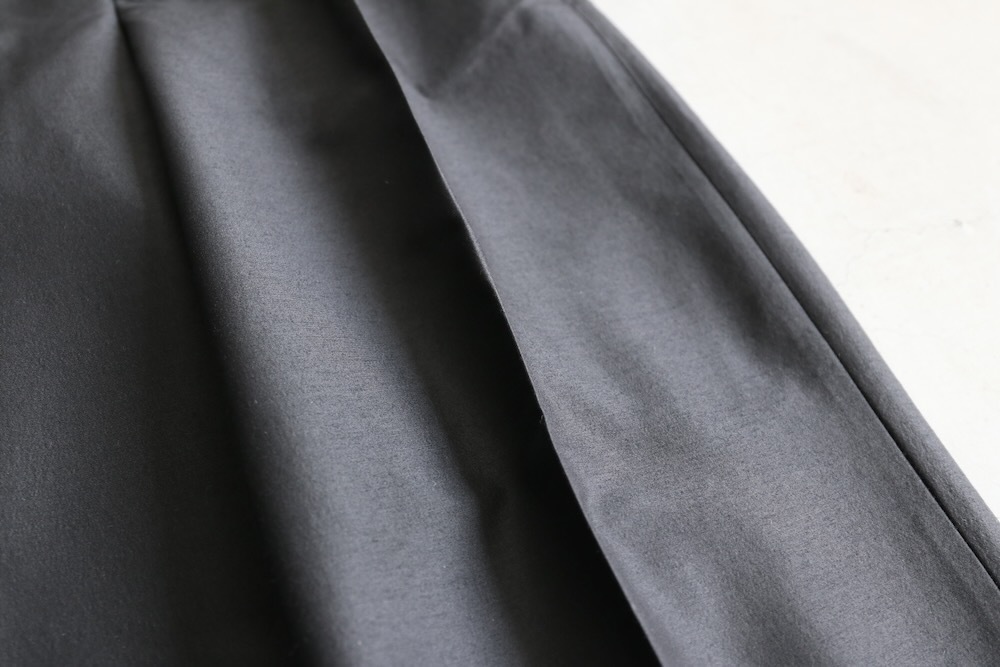 SEVEN BY SEVEN (���֥�Х����֥�) "IN-TUCK TROUSERS - Silk / Wool -"