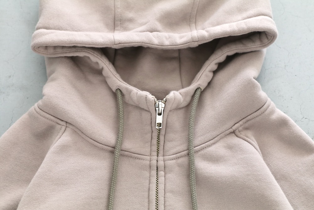 C.E(��������) "SOLID BIG HEAVY ZIP HOODY"