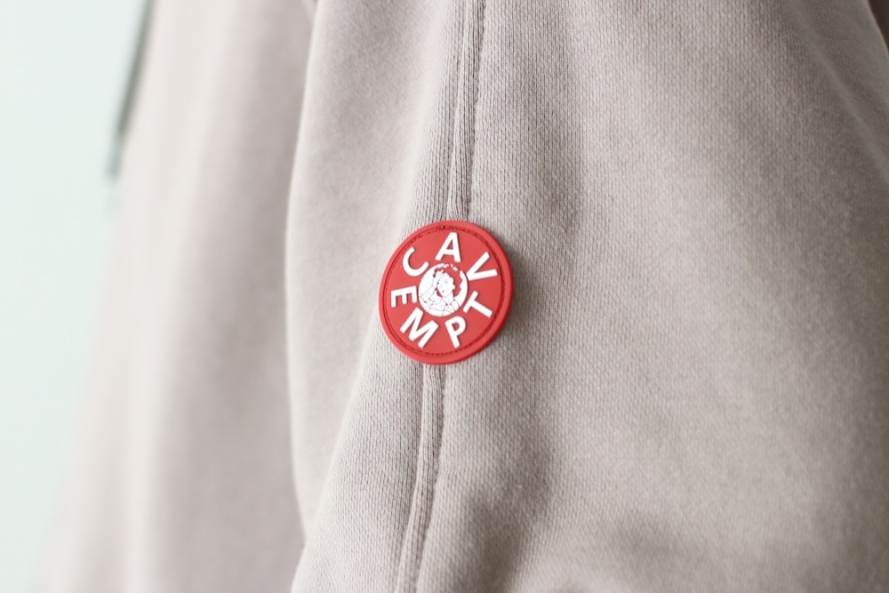 C.E(��������) "SOLID BIG HEAVY ZIP HOODY"