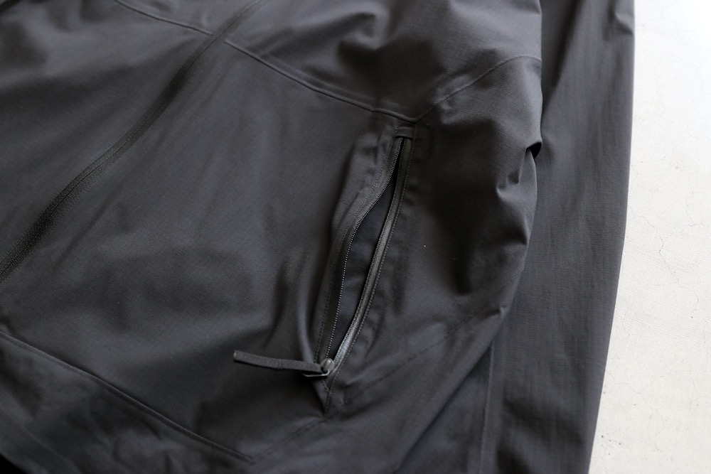 ARC'TERYX VEILANCE(�������ƥꥯ�� ���������) "Demlo Hooded Jacket M"