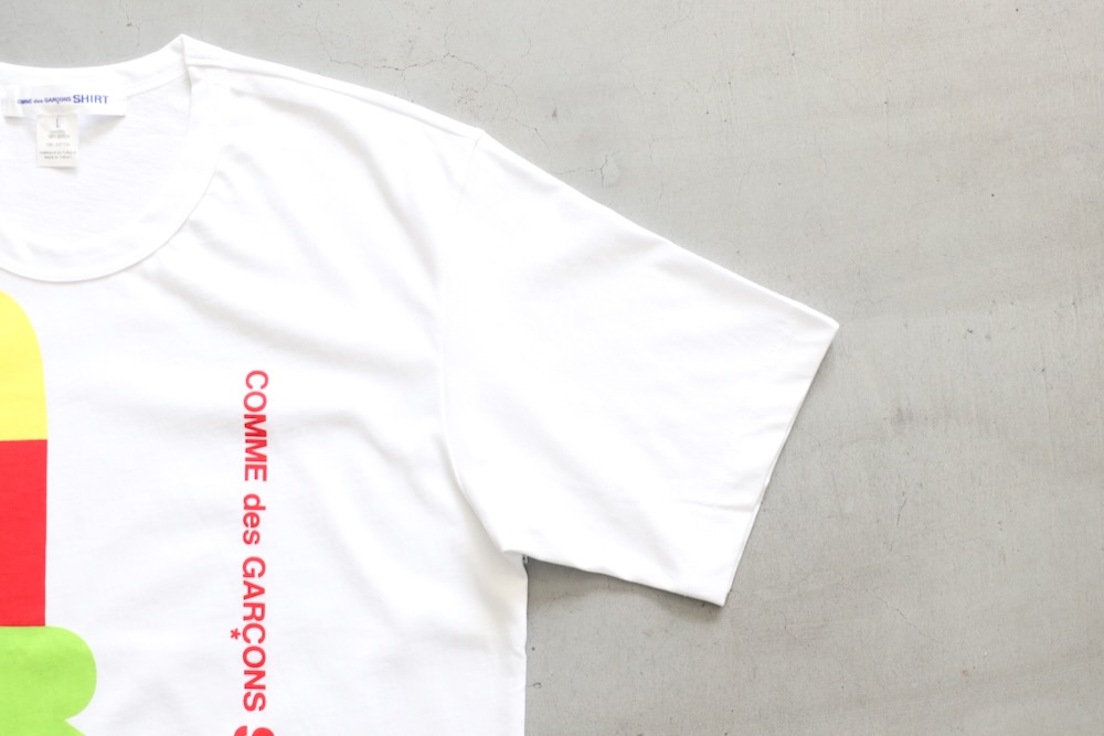 COMME des GARCONS SHIRT(���� �� ����륽�� �����) "cotton plain poplin with print digital print C t-shirt-25 FP-T004-051"