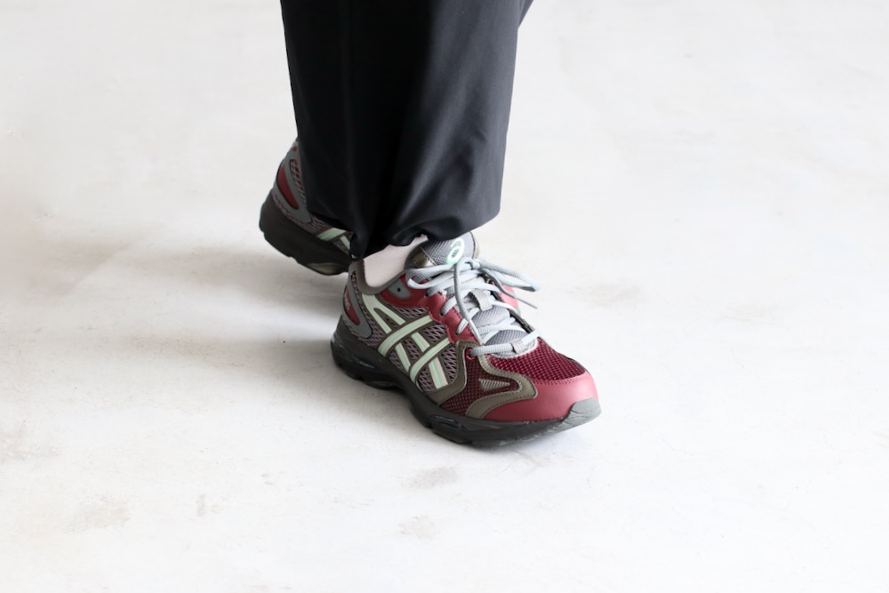 ASICS (å) "GEL-K1011 PORT ROYAL/STEEL GREY"