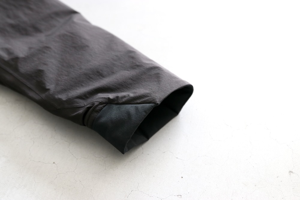 ARC'TERYX VEILANCE(�������ƥꥯ�� ���������) "Diode Insulated Bomber"