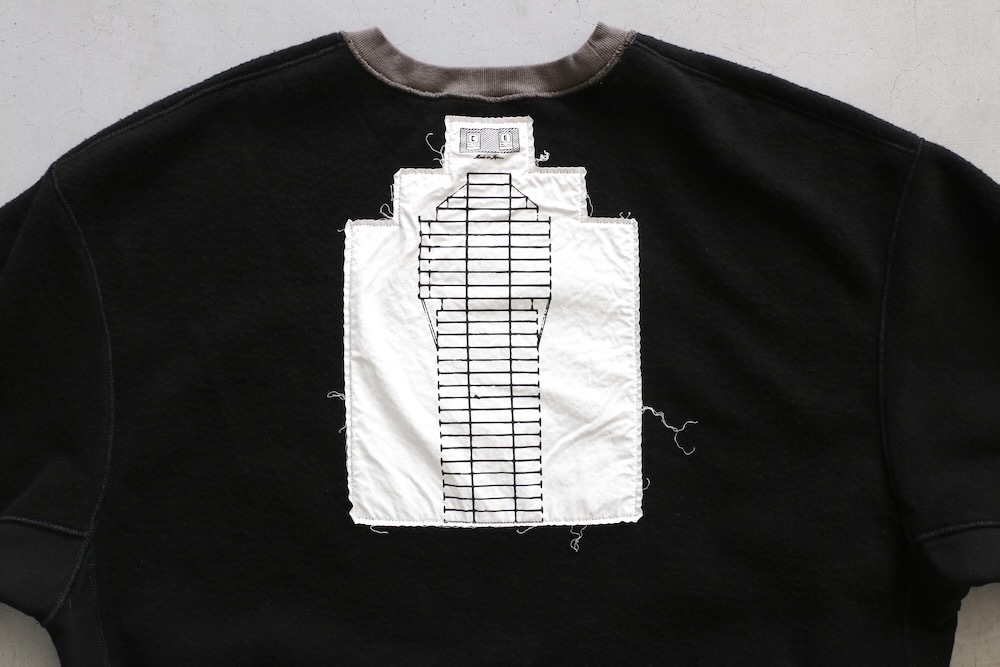 C.E(��������) "AS MCCO CREW NECK"