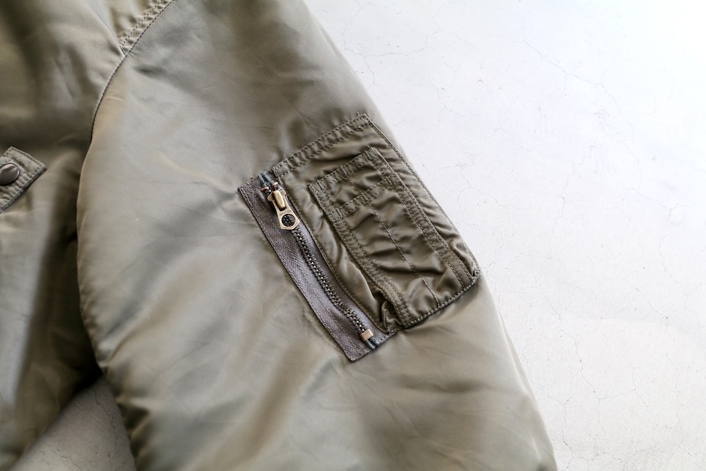 ��Reversible ITEM��Unlikely (����饤���꡼) "Unlikely Reversible MA-1"