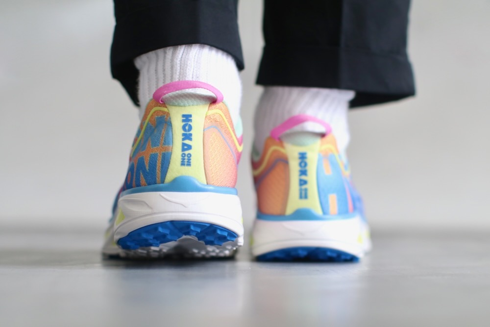 国内発送 HOKA ONE ONE☆ロゴ Huaka Origins スニーカー マルチ 10% > 40%OFF] HOKA ONE ONE (ホカ オネ オネ) 