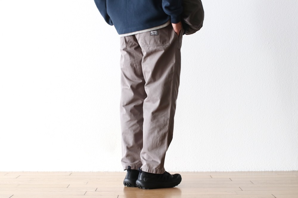 [10% > 30%OFF] thisisneverthat (�ǥ��� ���� �ͥС����å�) "Paneled Overdyed Pant"