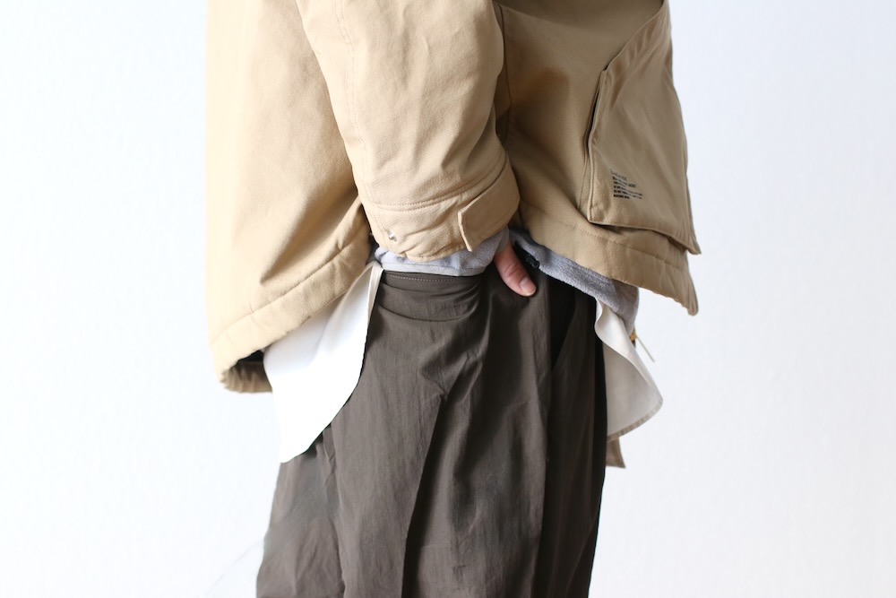 altared(륿) "Nylon Washer Track Pants"