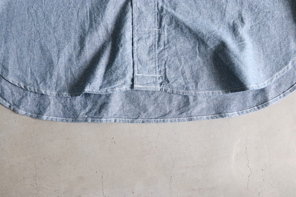 Engineered Garments (���󥸥˥����ɥ�������) "Work Shirt - 4.5oz Cotton Chambray"