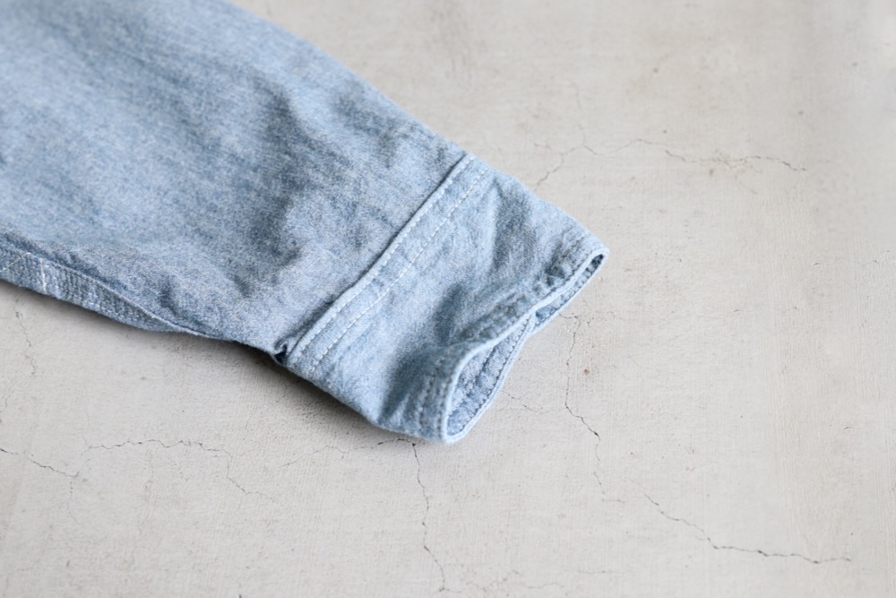 Engineered Garments (���󥸥˥����ɥ�������) "Work Shirt - 4.5oz Cotton Chambray"