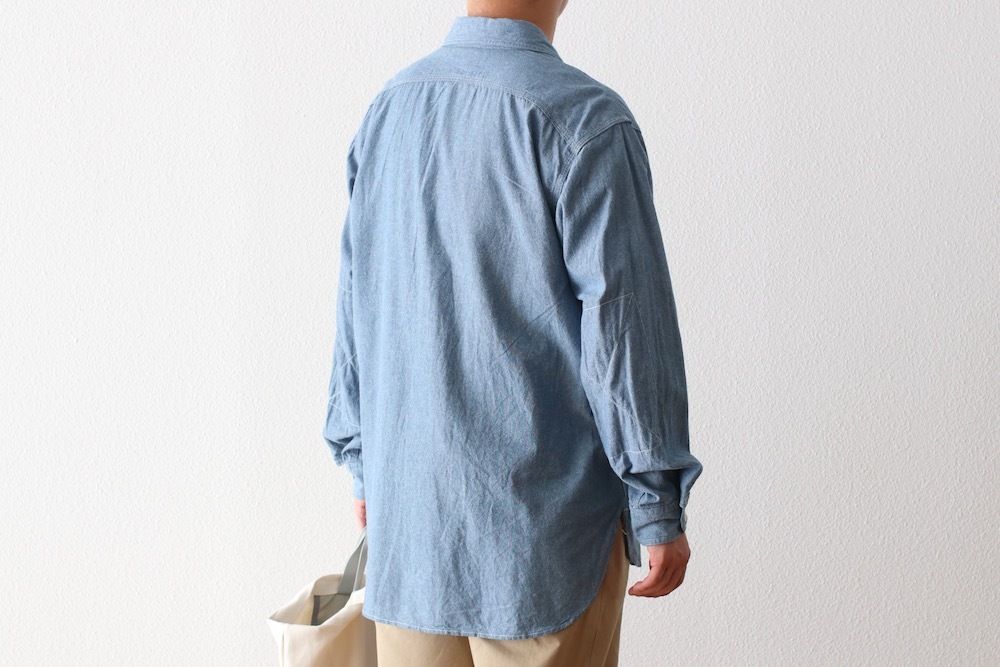 Engineered Garments (���󥸥˥����ɥ�������) "Work Shirt - 4.5oz Cotton Chambray"