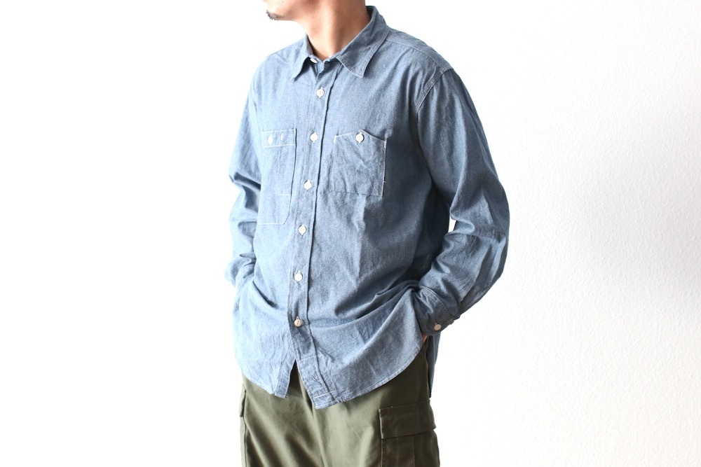 Engineered Garments (���󥸥˥����ɥ�������) "Work Shirt - 4.5oz Cotton Chambray"