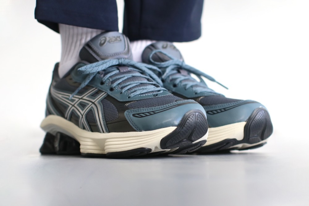 [20%OFF] ASICS (�����å���) "GEL-KINETIC FLUENT -CARRIEER GREY/PURE SILVER-"