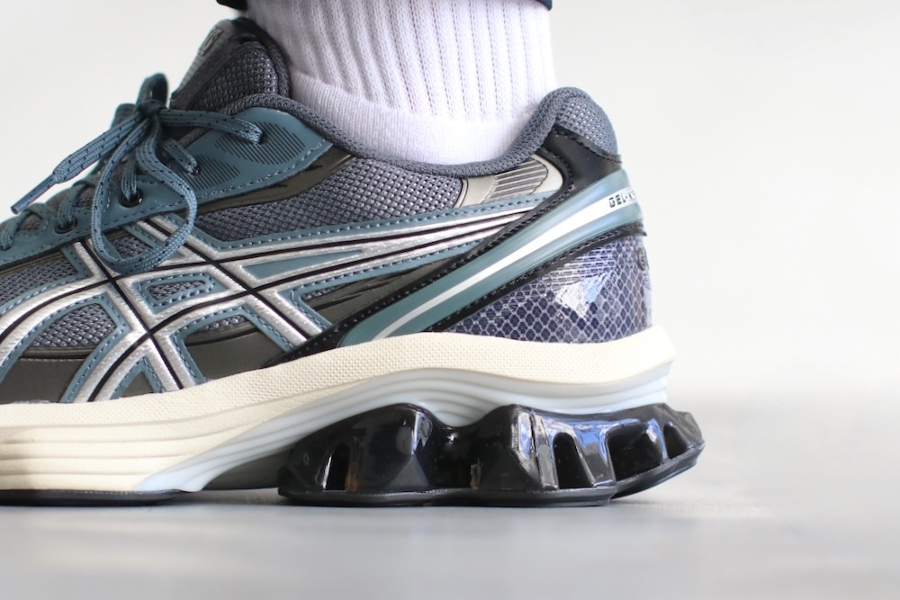 [20%OFF] ASICS (�����å���) "GEL-KINETIC FLUENT -CARRIEER GREY/PURE SILVER-"