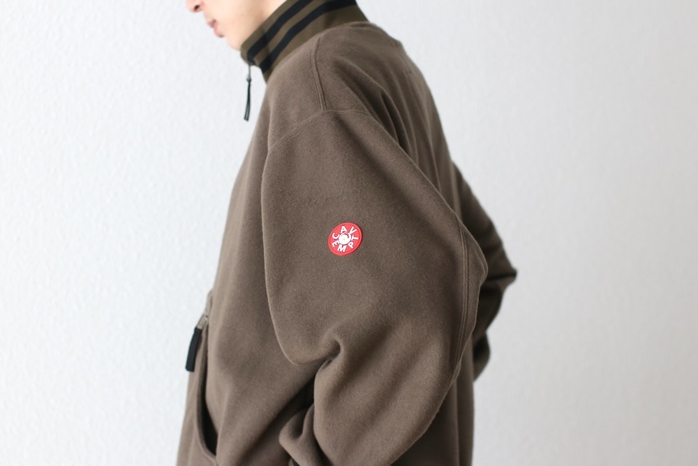 C.E(��������) "FLEECE HALF ZIP UP"