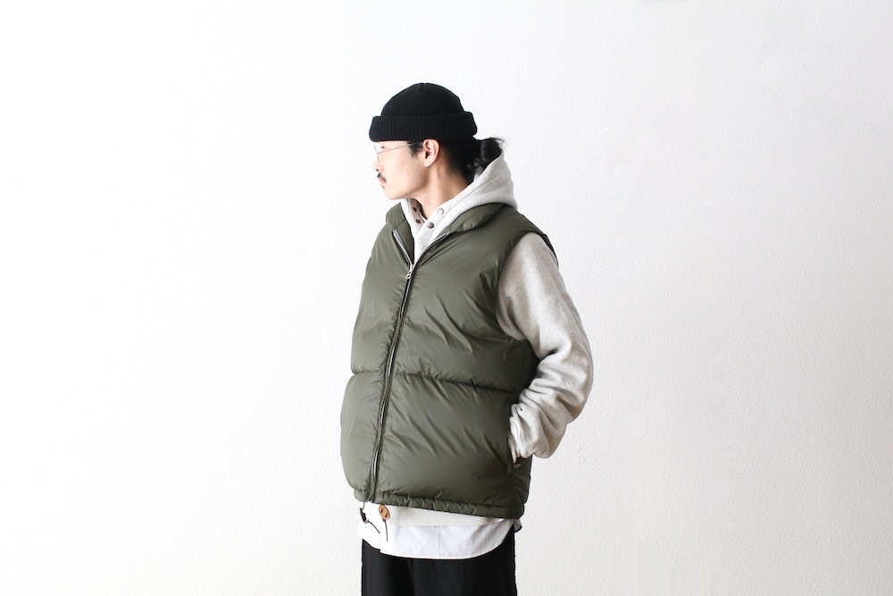 Unlikely (饤꡼) "Unlikely Simple Down Vest"