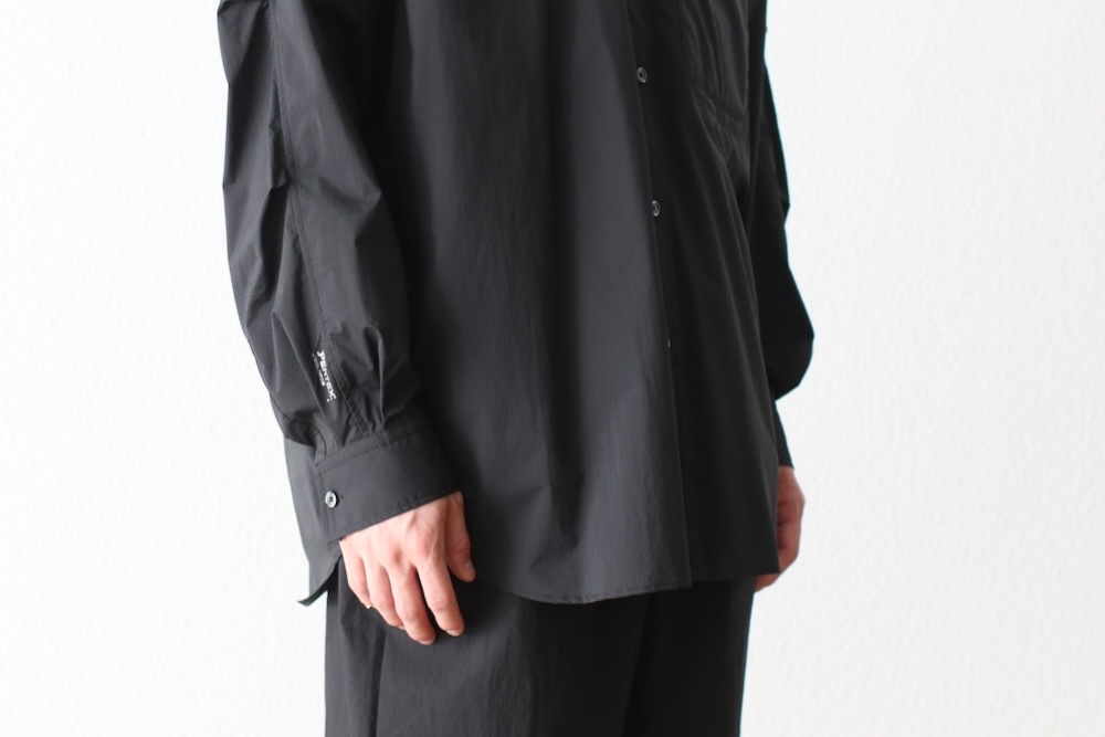 トップス DAIWA PIER39 TECHTRAVELSHIRT CHARCOAL/S 000000021247_08JIY4s.jpg