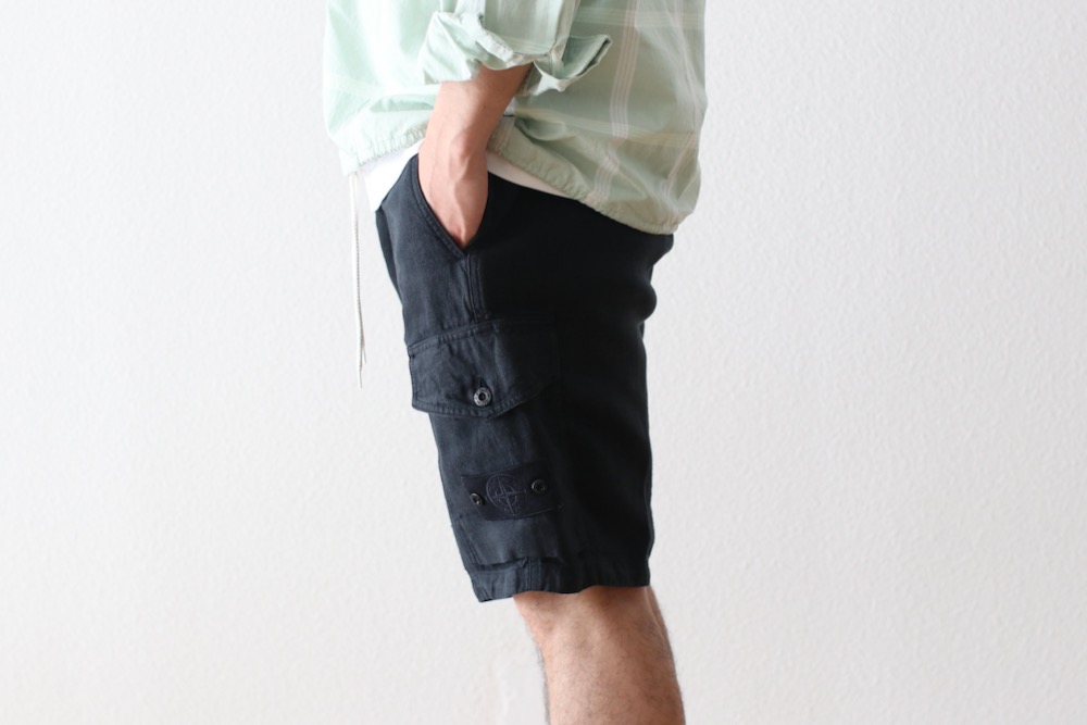 STONE ISLAND(ȡ󥢥 ) "STONE ISLAND GHOST PIECE DIAGONAL LINEN BERMUDA REGULAR GHOST"