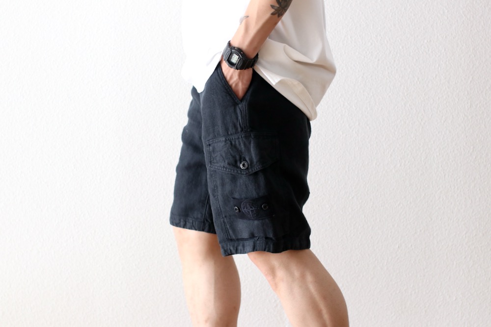 STONE ISLAND(���ȡ��󥢥����� ) "STONE ISLAND GHOST PIECE DIAGONAL LINEN BERMUDA REGULAR GHOST"
