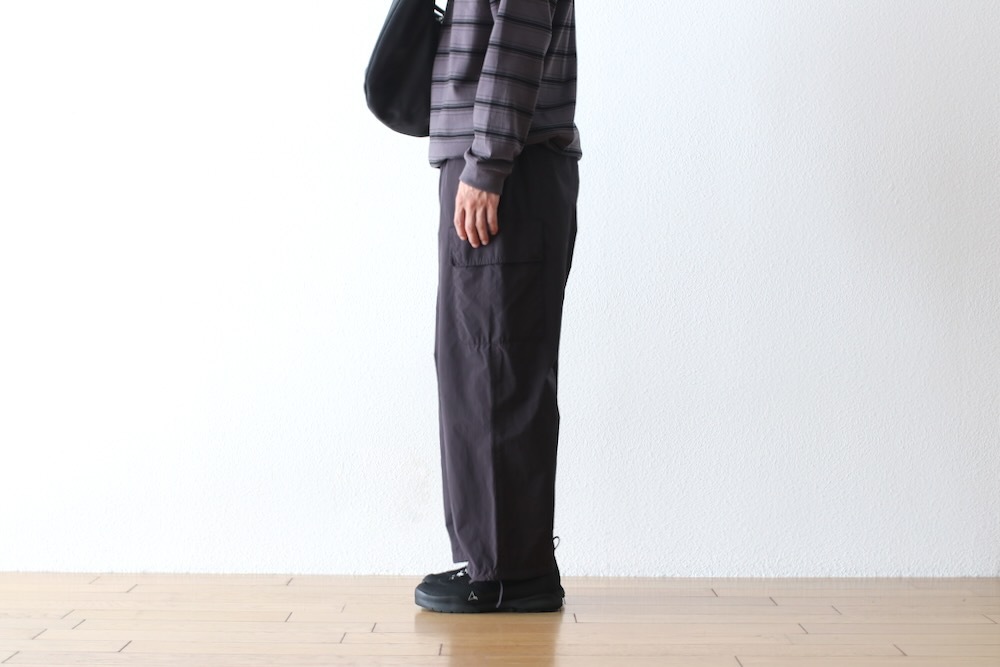 ATON (ȥ) "AIR WEATHER SHORT UTILITY CARGO PANTS"