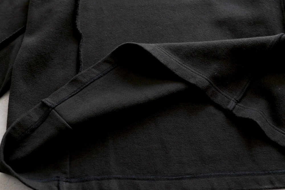 C.E(��������) "SIDE SEAM DBL KNIT LONG SLEEVE"
