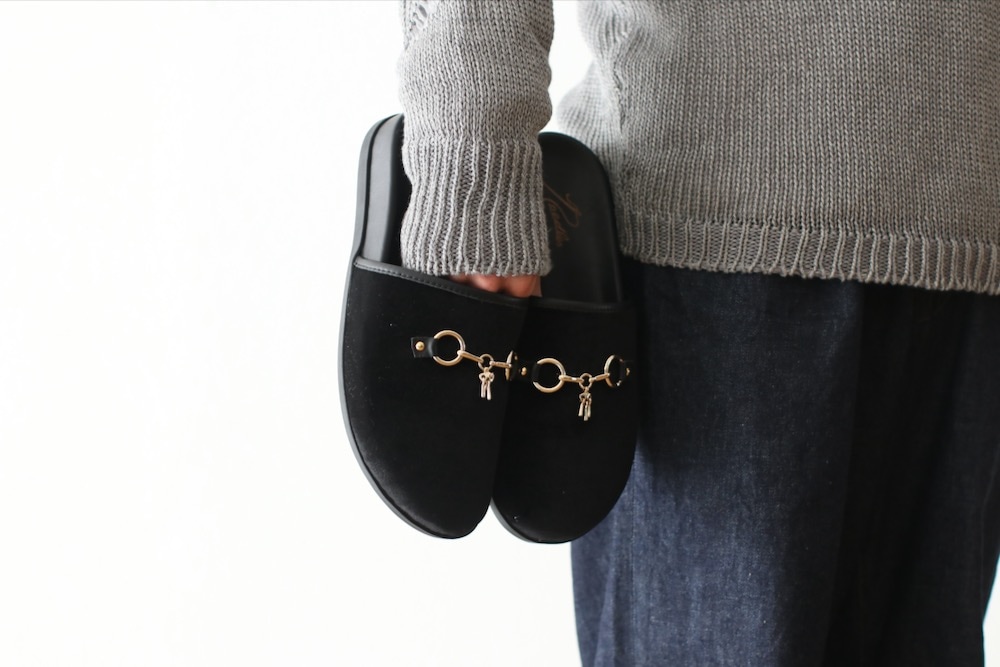 Needles(�ˡ��ɥ륺) "Bit Tassel Velvet Slip-In"