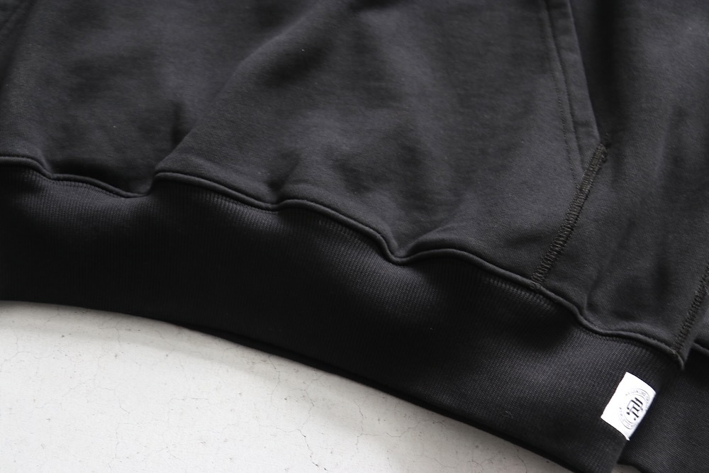REIGNING CHAMP (�쥤�˥󥰥�����) ��MIDWEIGHT TERRY RELAXED HOODIE��