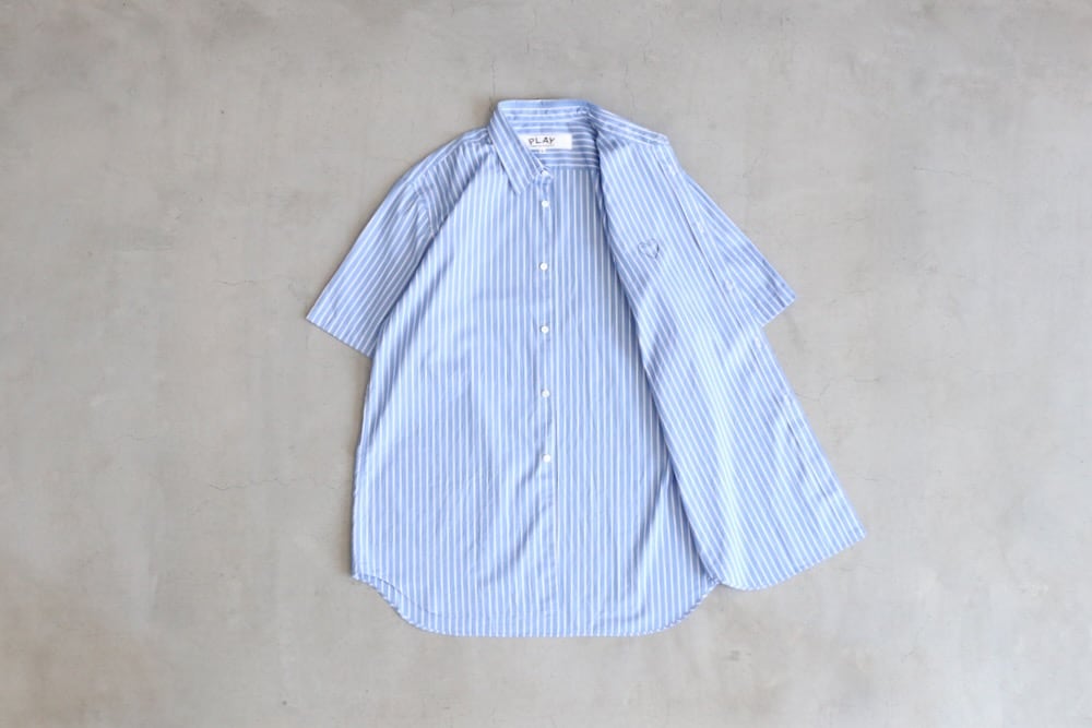 PLAY COMME des GARCONS(�ץ쥤 ���� �� ����륽��) "Striped Short Sleeve Shirt - AX-B022-051 -"