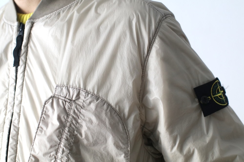 STONE ISLAND(���ȡ��󥢥����� ) "PACKABLE_GARMENT DYED MICRO YARN WITH PRIMALOFT TC BLOUSON"