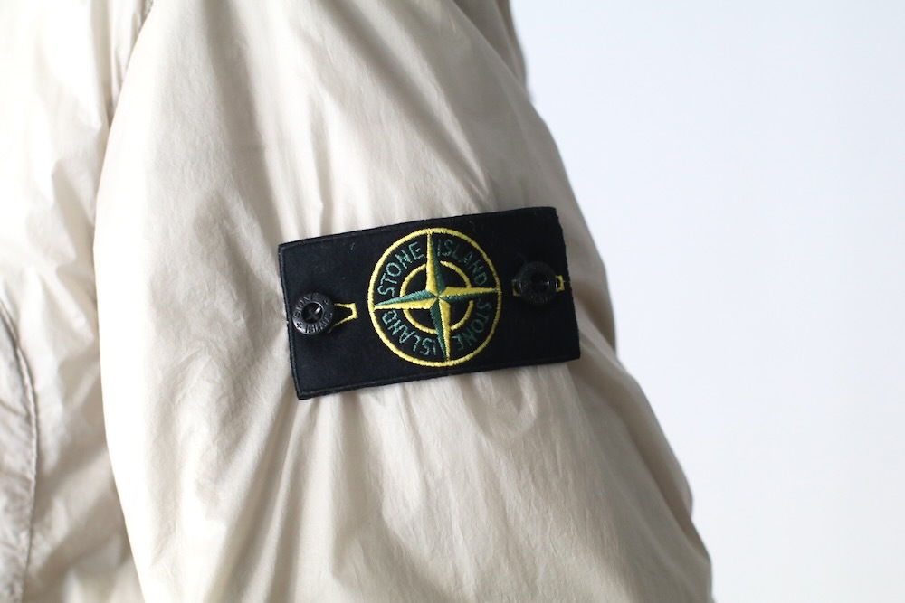 STONE ISLAND(ストーンアイランド ) 