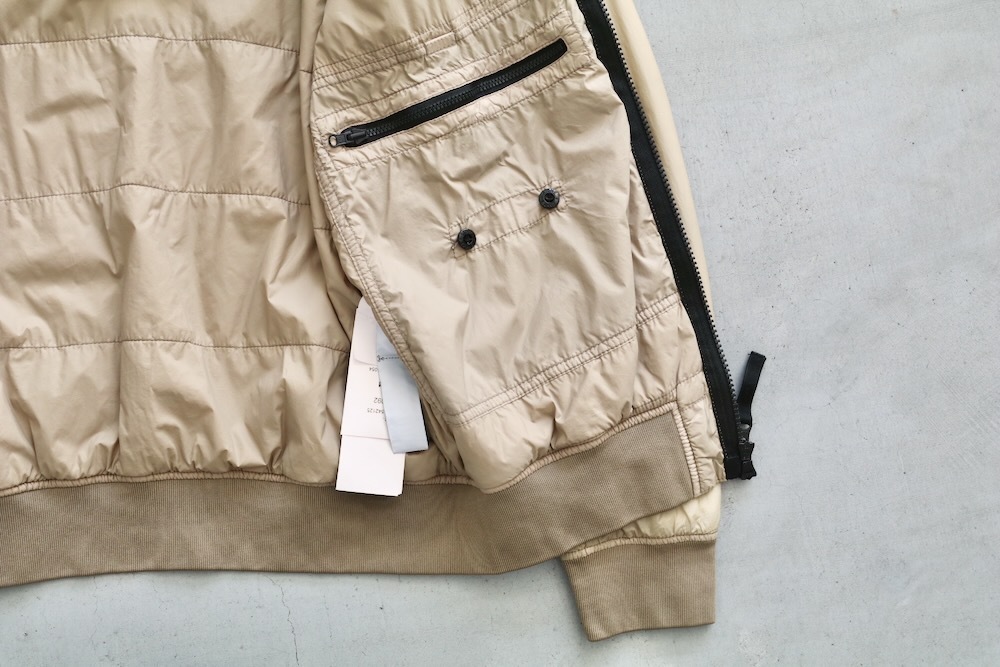 STONE ISLAND(���ȡ��󥢥����� ) "PACKABLE_GARMENT DYED MICRO YARN WITH PRIMALOFT TC BLOUSON"